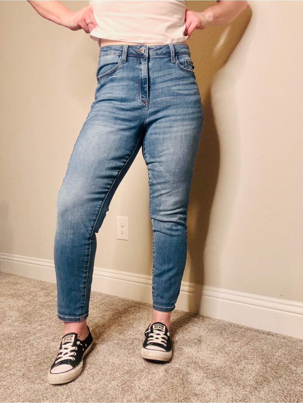 NWOT Judy Blue High-Rise Cropped Ankle Skinny Jeans Medium Blue